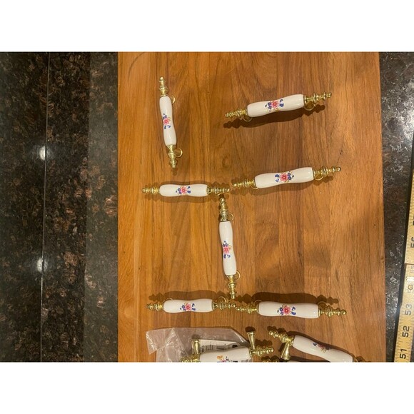 10 Floral Milkglass Cabinet Handles - Picture 5 of 6